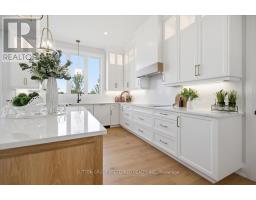 852 EAGLETRACE DRIVE - 21