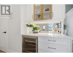 852 EAGLETRACE DRIVE - 23