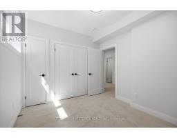 852 EAGLETRACE DRIVE - 45