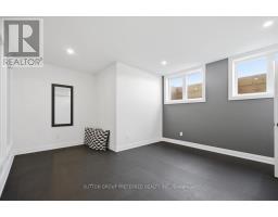 852 EAGLETRACE DRIVE - 47