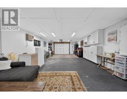 152 ELM STREET - 26