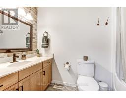 96 CARRIE CRESCENT - 11