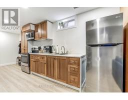 96 CARRIE CRESCENT - 20