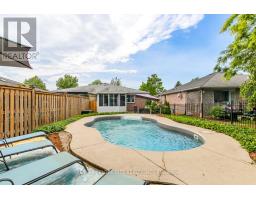 96 CARRIE CRESCENT - 30