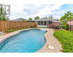96 CARRIE CRESCENT - 31