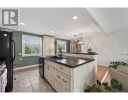 30 ERINLEA DRIVE - 13