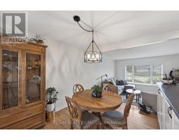 30 ERINLEA DRIVE - 16
