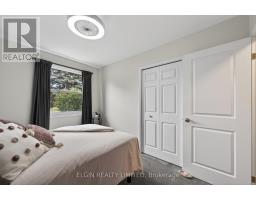 30 ERINLEA DRIVE - 20