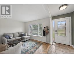 30 ERINLEA DRIVE - 21