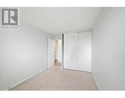 704 - 600 GRENFELL DRIVE - 17