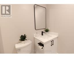 376 RICHMOND STREET - 22