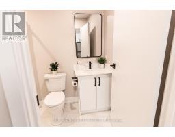376 RICHMOND STREET - 23