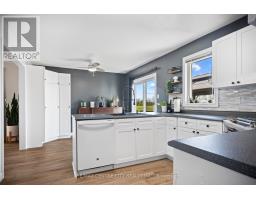 85 DONKER DRIVE - 12
