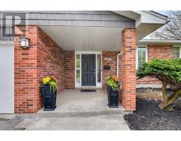 574 CRANBROOK ROAD S - 4
