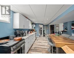 51 GREENWAY BOULEVARD - 24