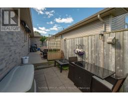 51 GREENWAY BOULEVARD - 29
