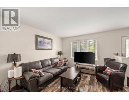 51 GREENWAY BOULEVARD - 9