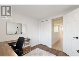 60 - 35 WATERMAN AVENUE - 18