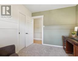 473 PINETREE DRIVE - 22