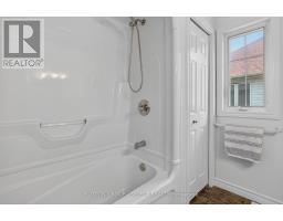 1893 STACKHOUSE CRESCENT - 24