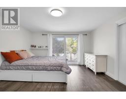 43 FINSBURY CRESCENT - 16
