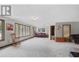 85 STUART STREET - 14
