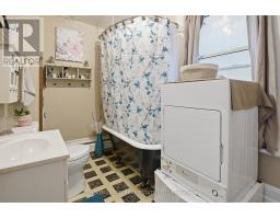 485 ENGLISH STREET - 24