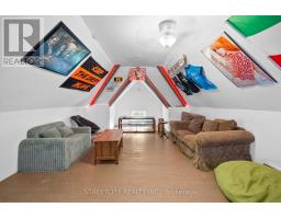 202 SYDENHAM STREET - 16