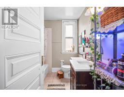 202 SYDENHAM STREET - 20