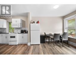 202 SYDENHAM STREET - 22