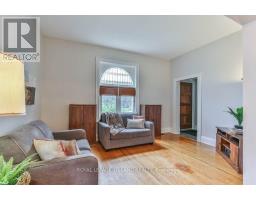 52 EASTMAN AVENUE - 20