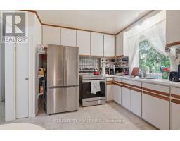 384 REGAL DRIVE - 11