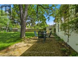 384 REGAL DRIVE - 30