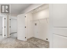 36 HAWKS GATE - 15