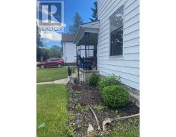 194 NANCY STREET - 4