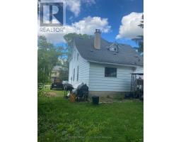 194 NANCY STREET - 5