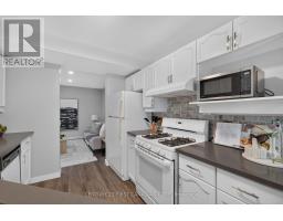 55 - 70 CHAPMAN COURT - 13