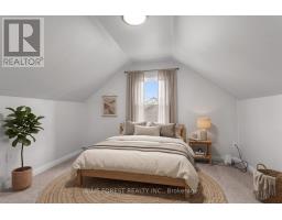 1877 ROYAL CRESCENT - 23