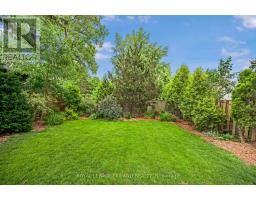 194 BELGRAVE AVENUE - 29