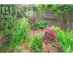 194 BELGRAVE AVENUE - 30