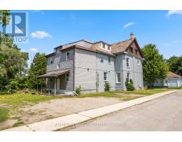 33 STATION STREET - 43