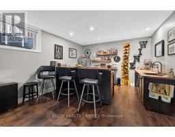 40 GLENGARIFF DRIVE - 12