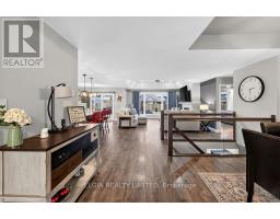 40 GLENGARIFF DRIVE - 25