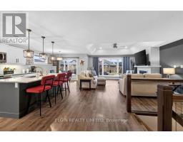 40 GLENGARIFF DRIVE - 26