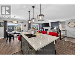 40 GLENGARIFF DRIVE - 33