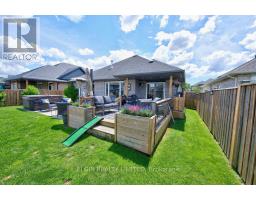 40 GLENGARIFF DRIVE - 35