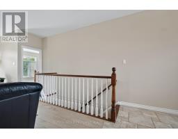 22 SPRINGFIELD WAY - 32
