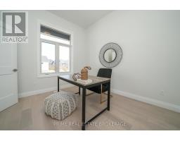 6 - 62 COMPASS TRAIL - 11