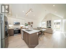 6 - 62 COMPASS TRAIL - 15