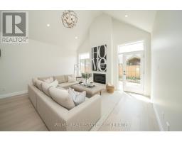 6 - 62 COMPASS TRAIL - 22